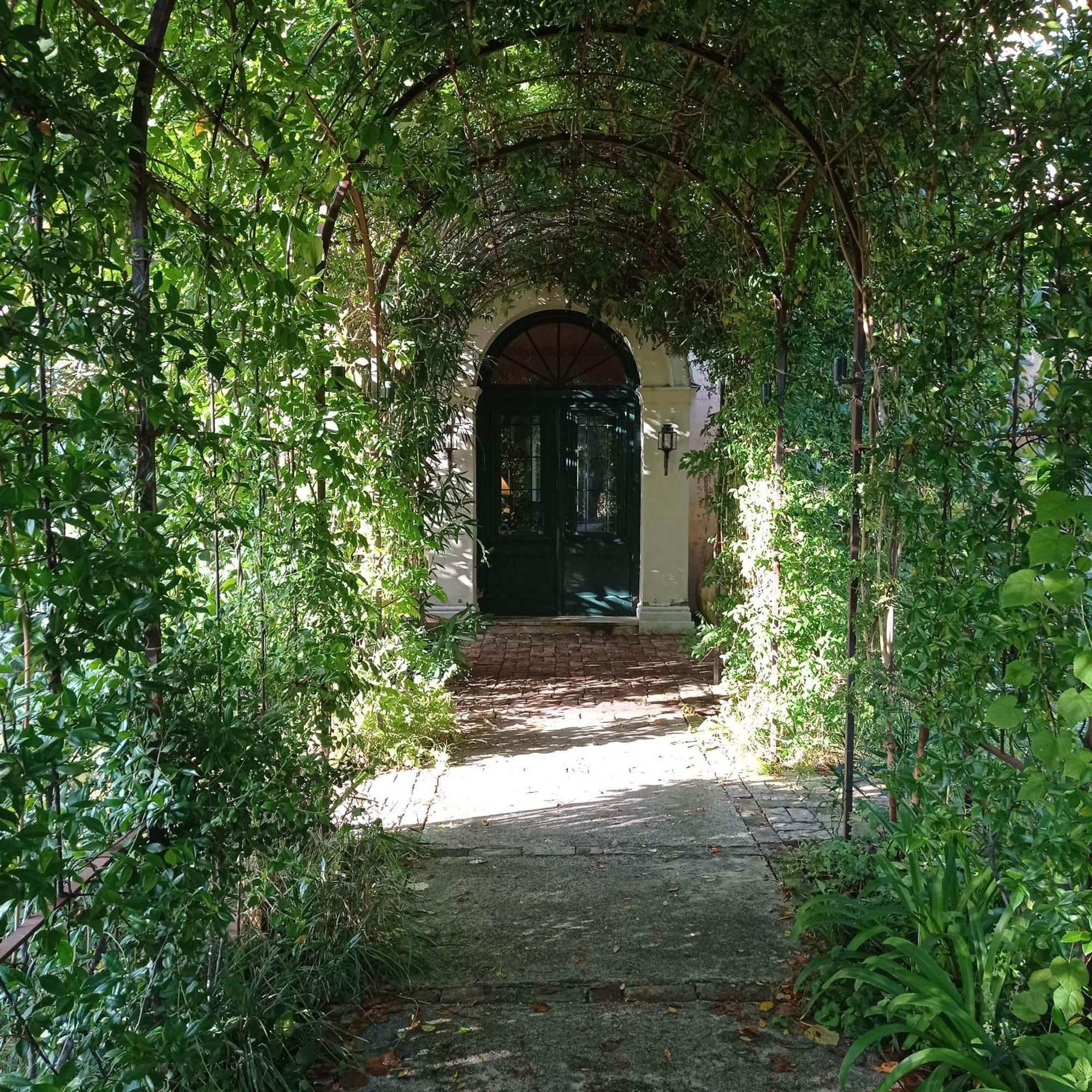 Villa Kefalomandouko Alepou Exteriör bild